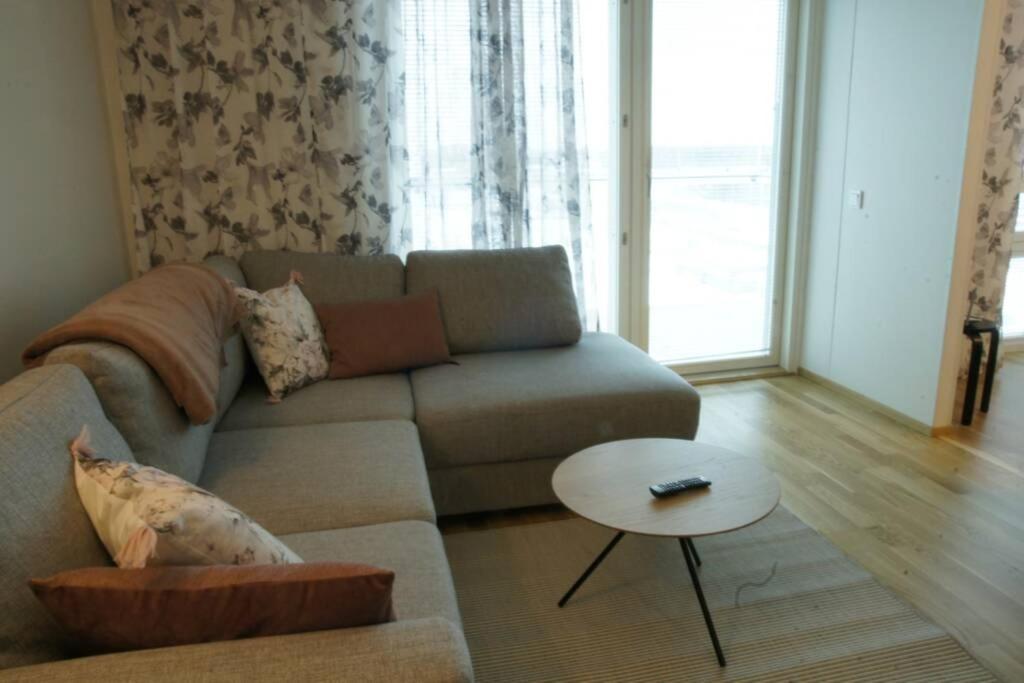 Keskustan Kaksio 45 M2 Autopaikalla, Rautatienkatu 19, 9 Krs Appartement *